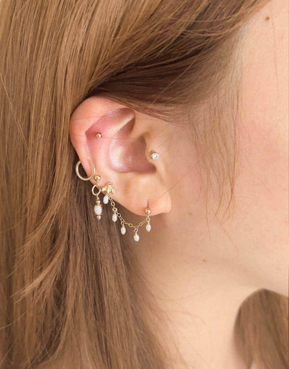 Yve Pearl Stud Earrings