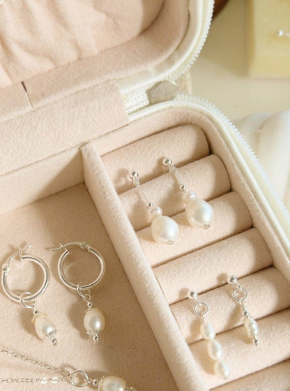 Cloe Pearl Earrings